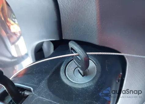 1999 Isuzu Rodeo Ls/Lse/S 3.2L z USA, uszkodzony, nr VIN 4S2CK58W0X4336154